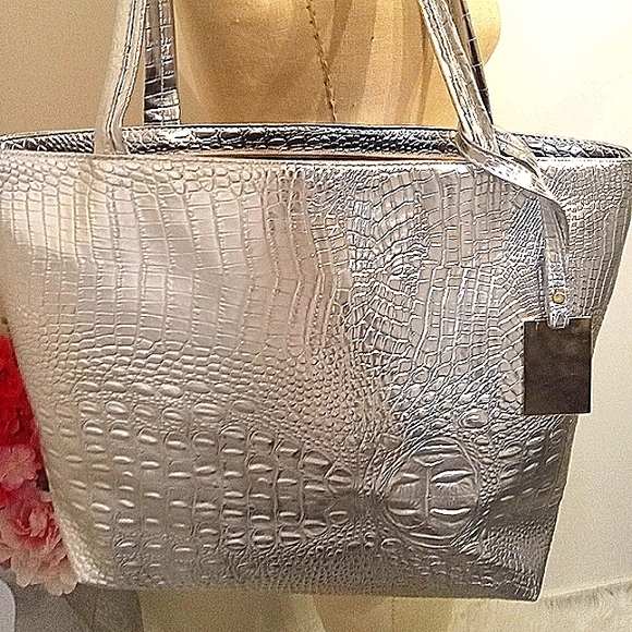 Silver Faux Croc Tote - Picture 1 of 10